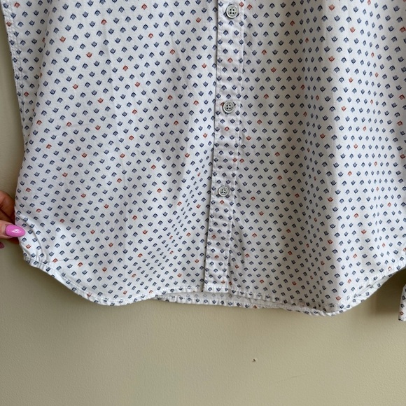 Men's White and Blue Patterned Button Down Shirt - Picture 5 of 13